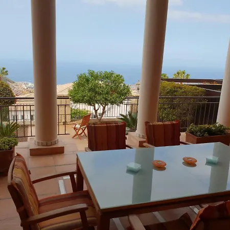 Villa Strelitzia