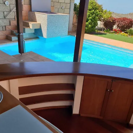 Villa Strelitzia