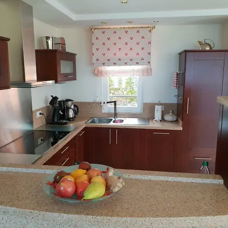 Strelitzia Villa