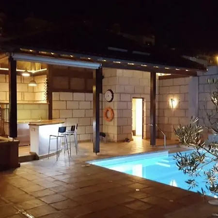 Villa Strelitzia *