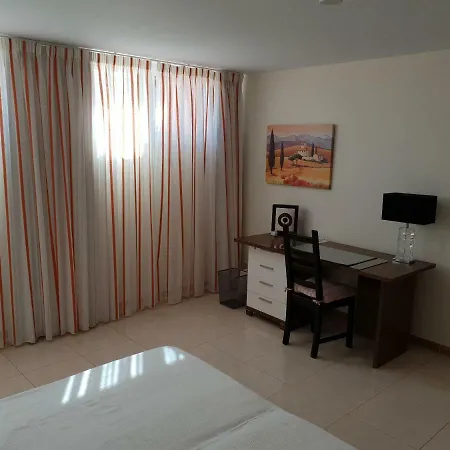 Strelitzia Villa